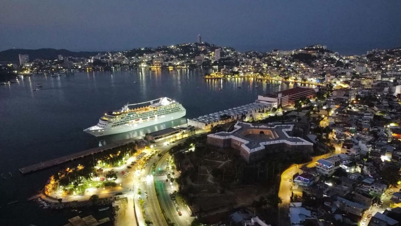 Así es ANÓNIMO PNO: el nuevo piano bar en Acapulco