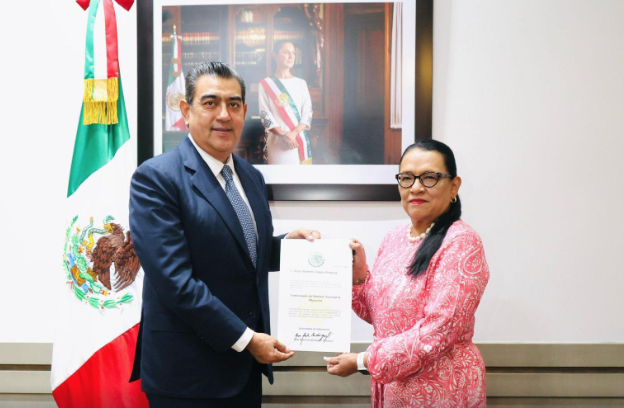 Rosa Icela Rodríguez formaliza relevó en el INM con Sergio Salomón Céspedes