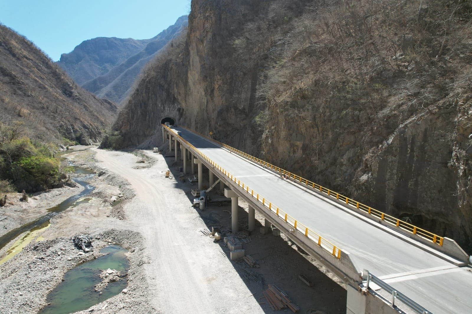 Carretera San Ignacio-Tayoltita estará lista antes de agosto