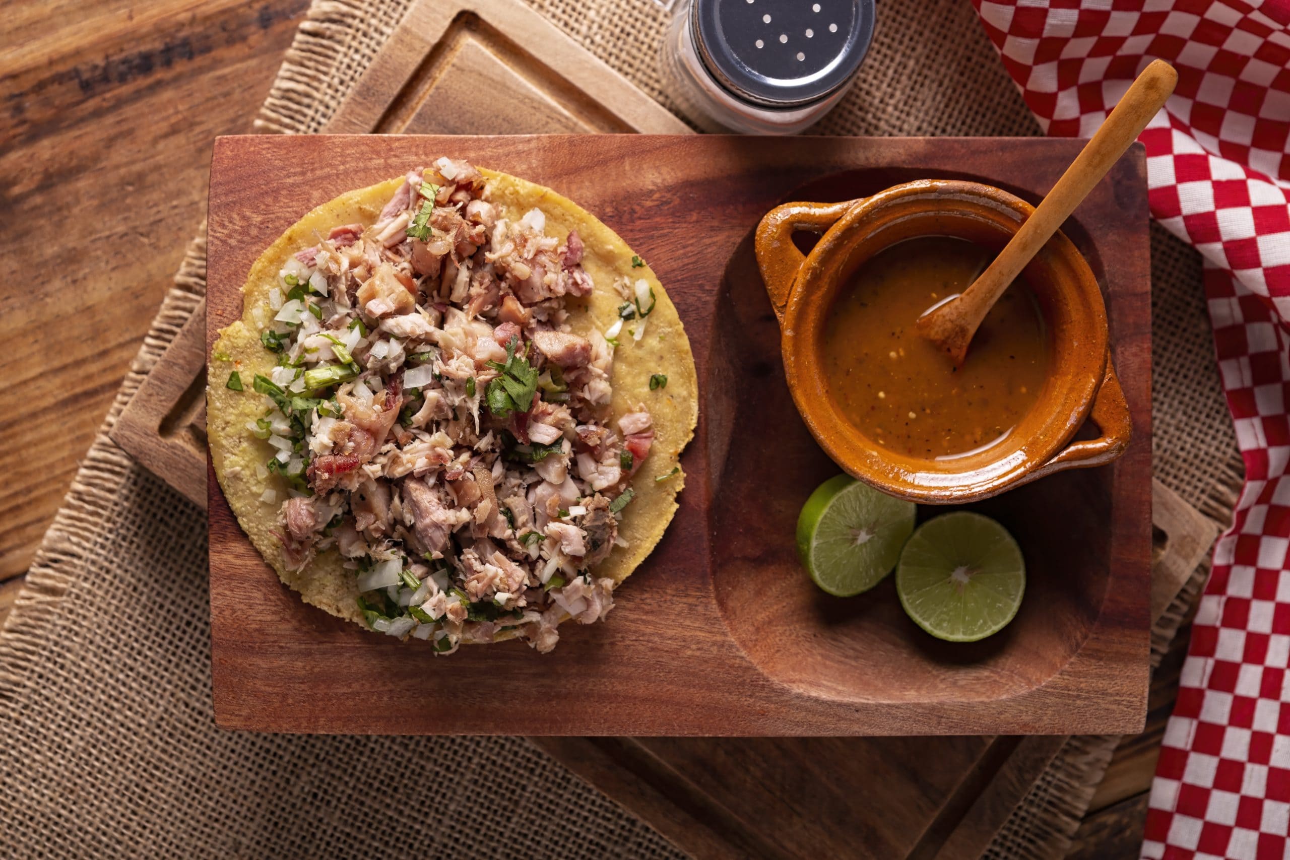 Compiten carnitas michoacanas como mejor platillo típico mexicano
