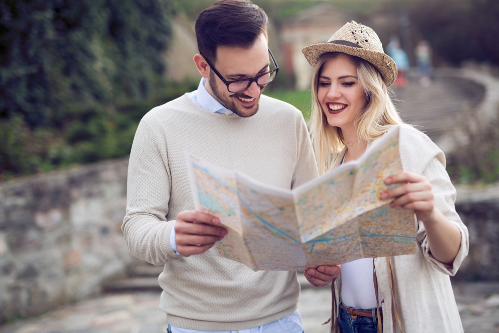 Seguros de viaje al momento, los preferidos de los millennials