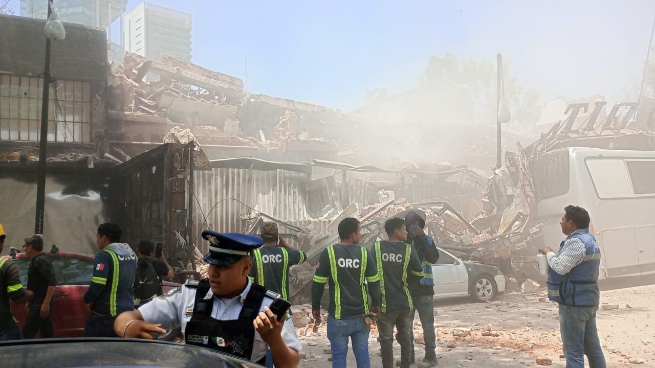 Colapsa estructura de 'El Patio', histórico centro de espectáculos de la colonia Juárez