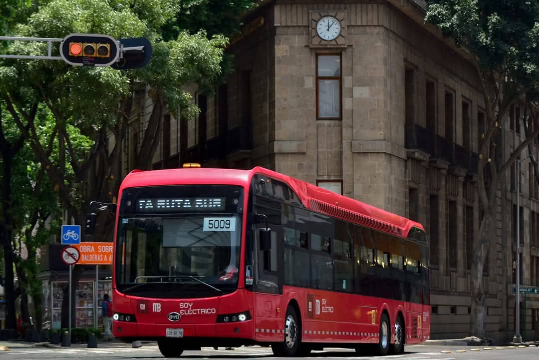 Modificarán recorridos de Metrobús CDMX por peregrinaciones