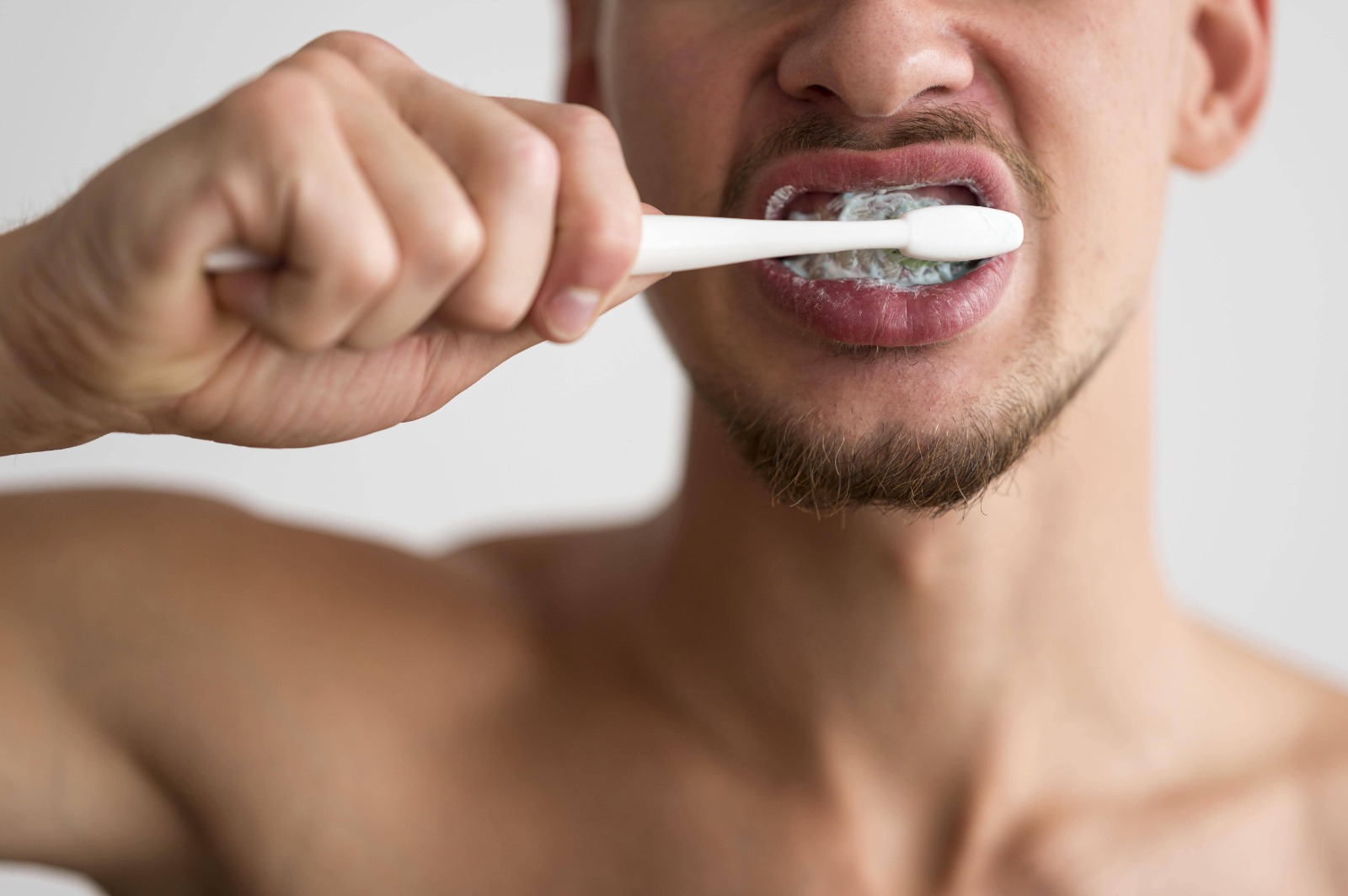 Sabías qué 1 de cada 2 mexicanos sufre sensibilidad dental y muchos no lo atienden