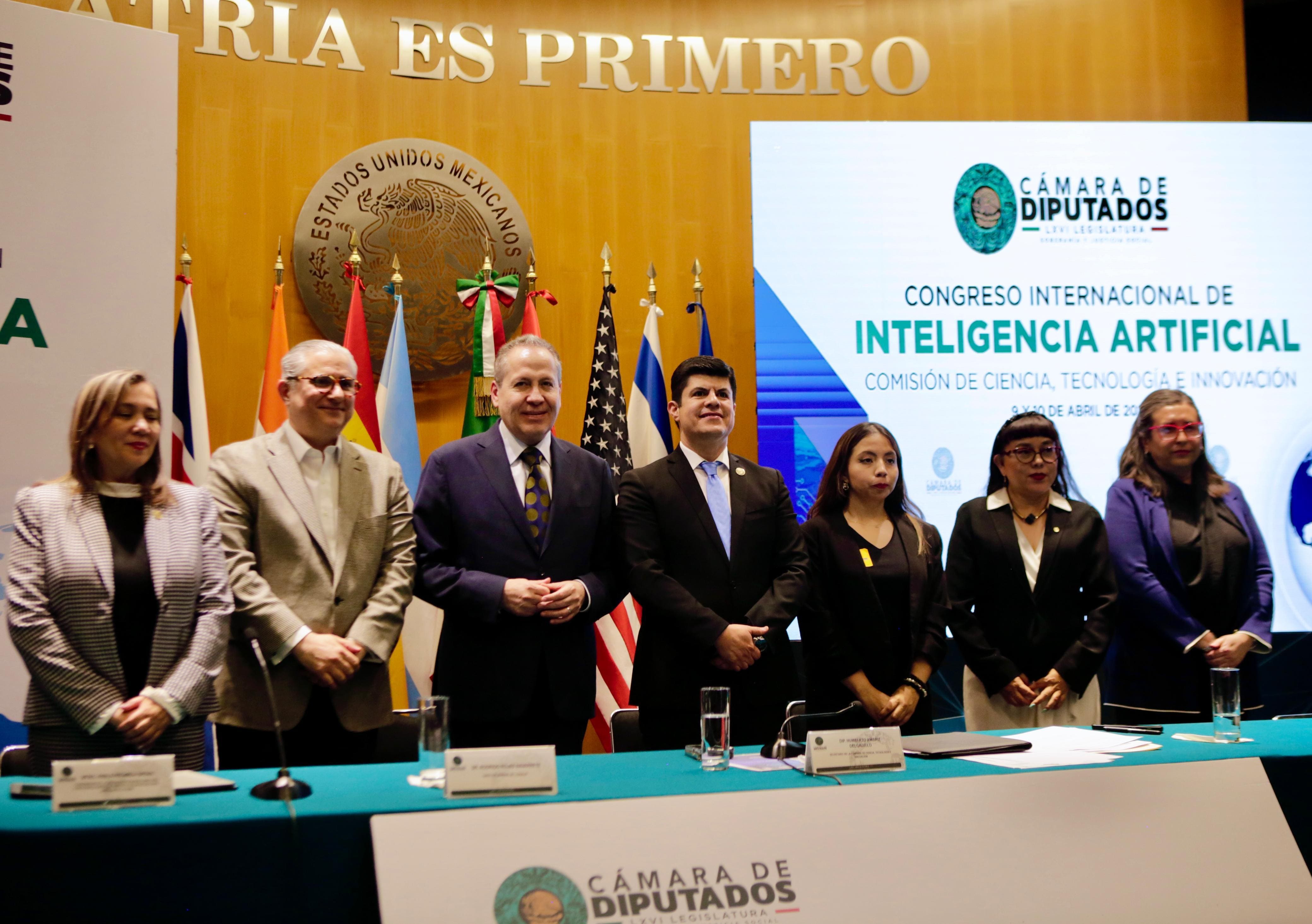Inteligencia Artificial en la mira legislativa: Eruviel Ávila llama a construir una ley nacional en alianza con todos los sectores
