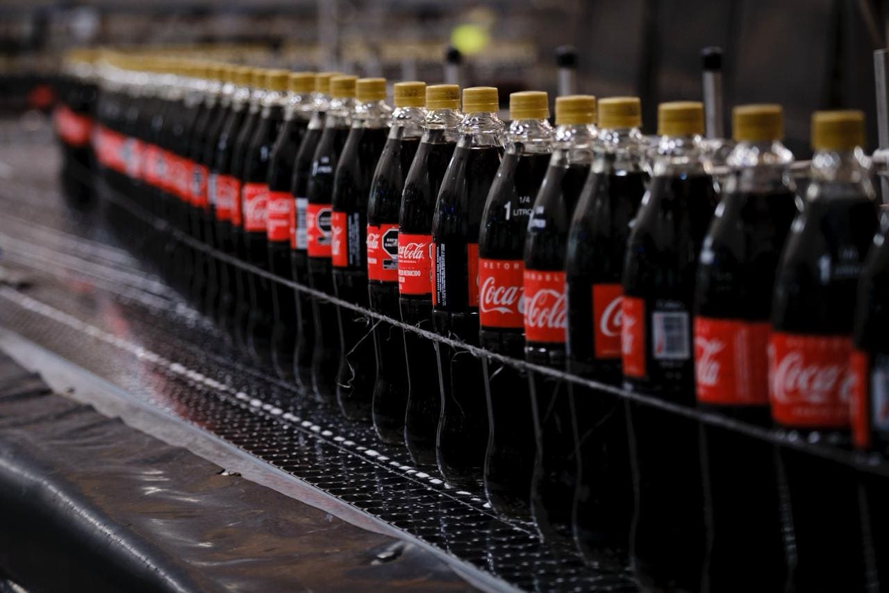 Coca-Cola México construye soluciones saludables con el gobierno de México