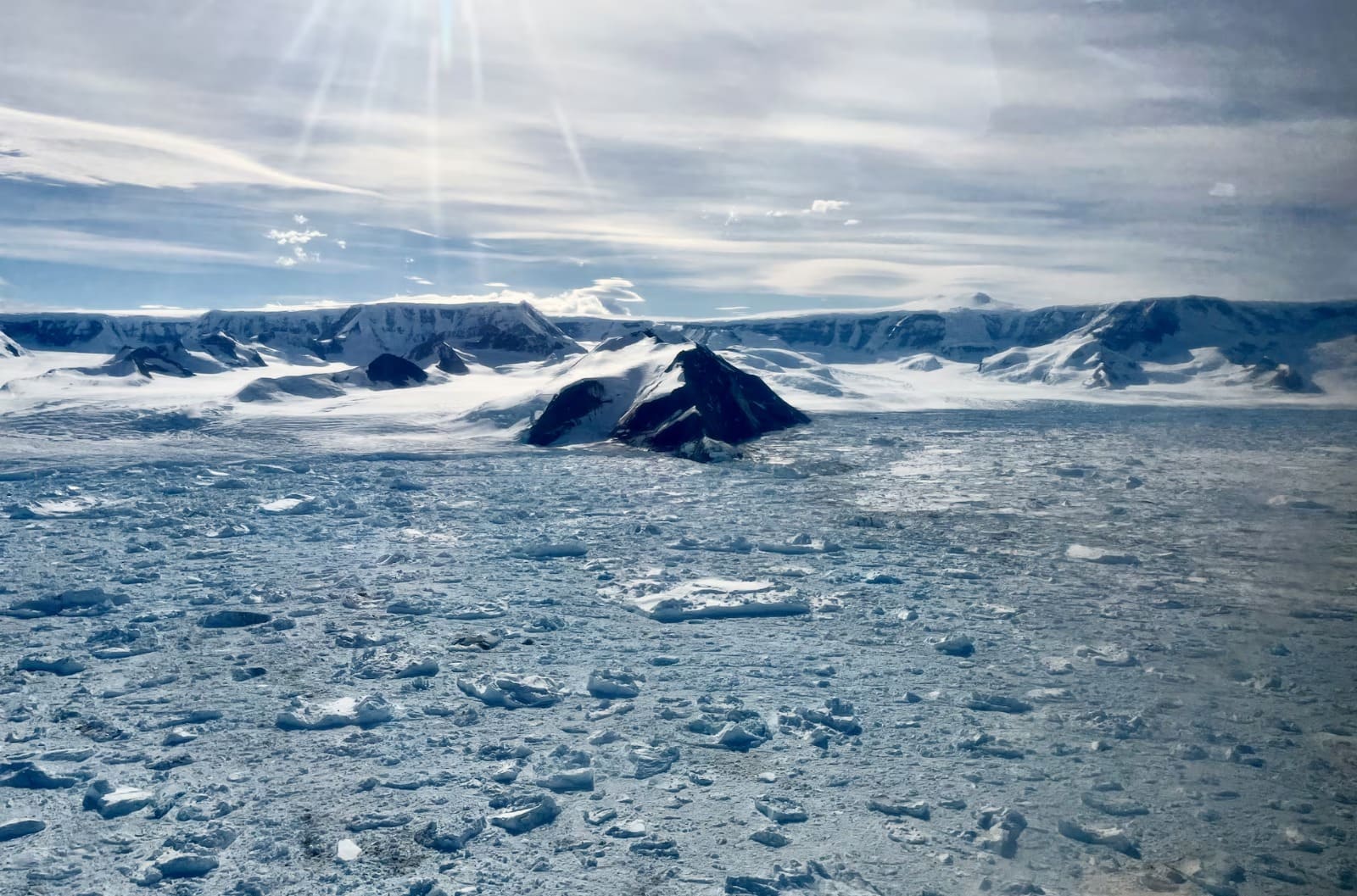 El mayor retroceso de un glaciar en tierra, más de ocho kilómetros en solo dos meses: “Es realmente espectacular”